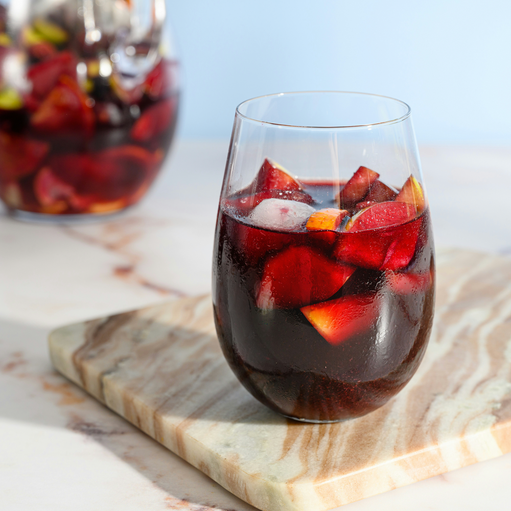 A Sip of Summer: Tea-Infused Sangria